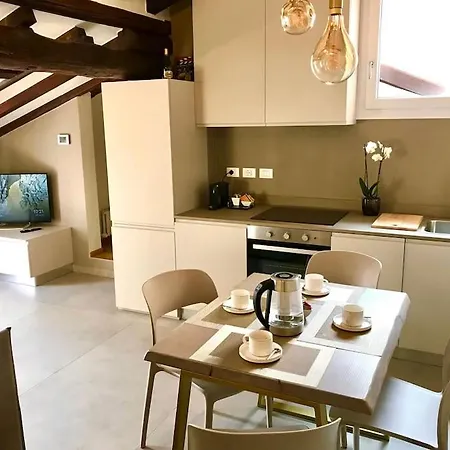Attico Castiglione Apartment